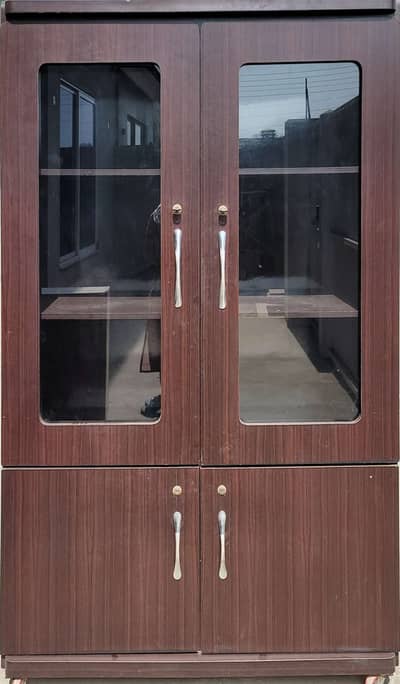 showcase / wardrobe / Almari / cupboard