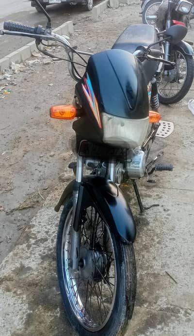 super star self start 100 cc