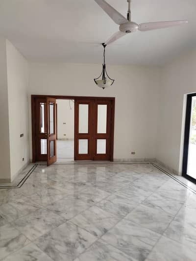4 Kanal Beautiful House Most Premium Address F-6