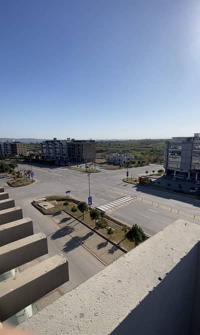 Luxury 2 Bed Penthouse With (Roof Rights) Prime And Peaceful