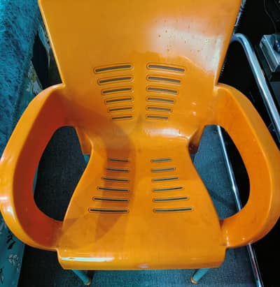 Boss chair only 1