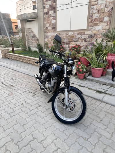 Suzuki GS 150