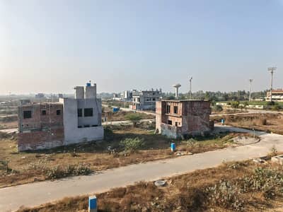 10-Marla Plot For Sale LDA City