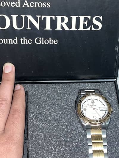 Sveston Watch 38mm silver n gold