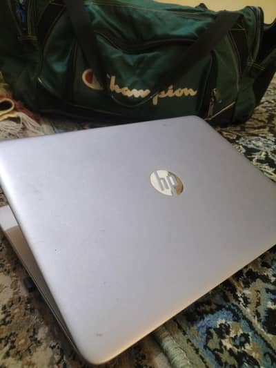 HP Elitebook G4 840 - i7