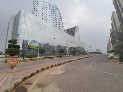 Corner Plot With Extra Land (Paid)