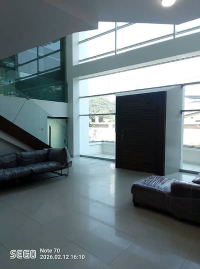 Bungalow for rent commercial use