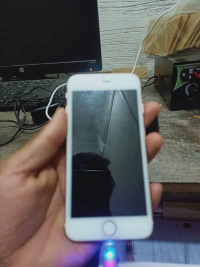 iPhone 6s plus 10 by 10 condition