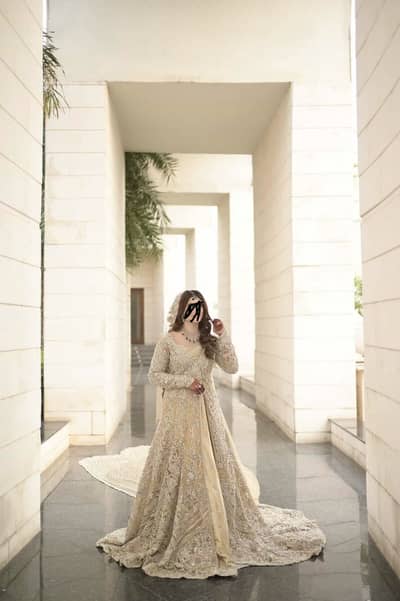 Ambrosia by Suffuse Walima Dress- 10/10 condition
