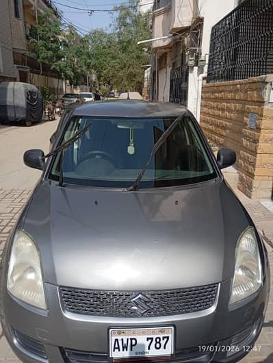 Suzuki swift 2012 Automatic