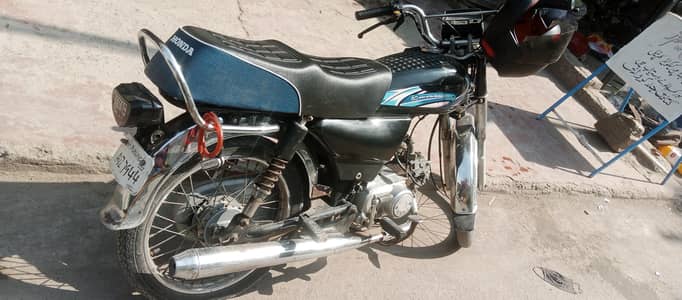 Ravi 70cc bike for sale condition 10 by 9 all documents clear