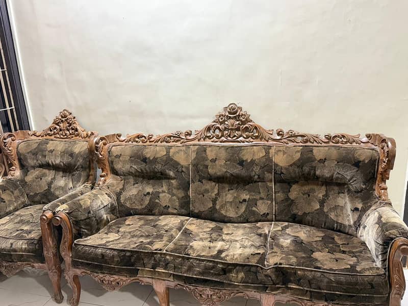 resale sofa 3