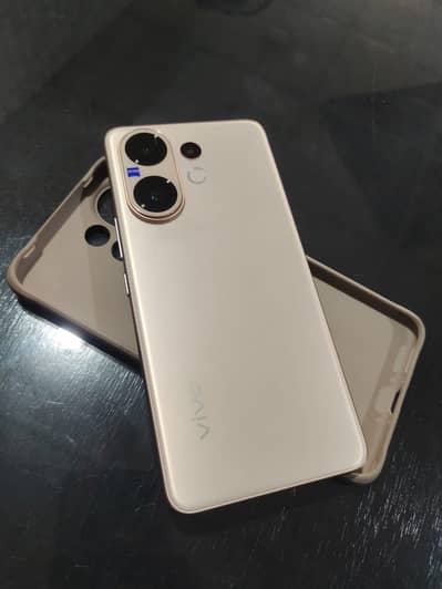 Vivo V60 512GB Gold - 10/10 Condition - Full Official Warranty
