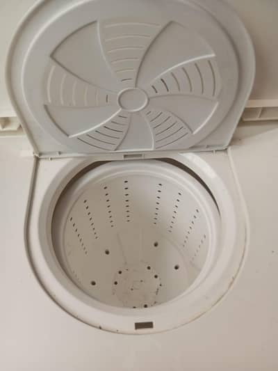 spin dryer good condition lod 10 kg