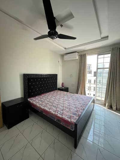 1 Bed Apartment in Siren Heights Gulberg Greens For Rent