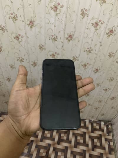 15 Pro Max 256 gh 84% battery health with original box and cable