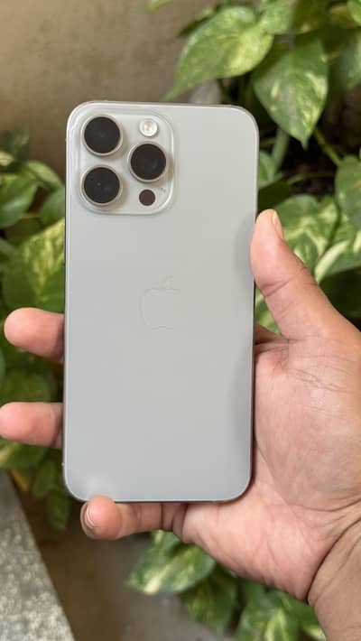 Apple iPhone 15 Pro Max