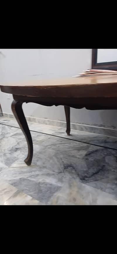 Dining table with 6 chairs