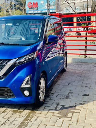 NISSAN DAYZ HIGHWAY STAR X PACKAGE S-HYBRID