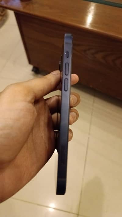 iphone 12 87 battery 64 gb non pta 10/10