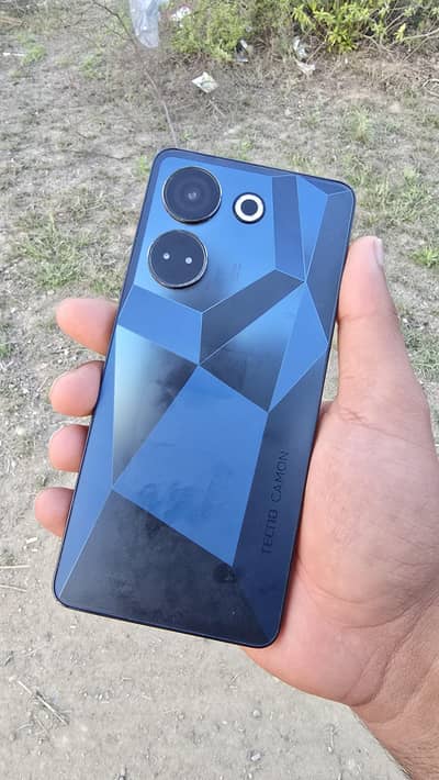 Tecno Camon 20