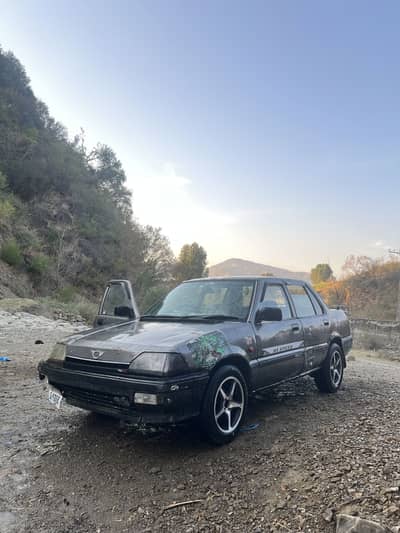 Honda civic 1985 (old car who want to modify best for them )