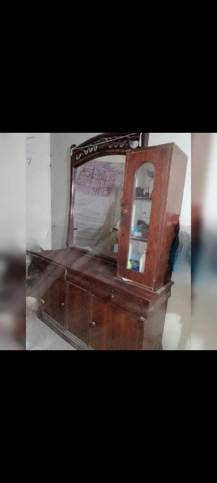 Double dressing/vanity table 0