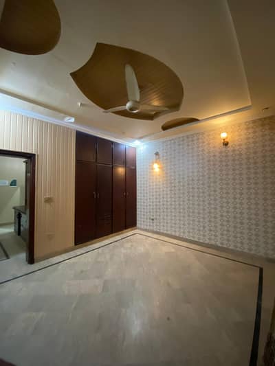 JOHAR TOWN PHASE 2 PORTION FOR RENT