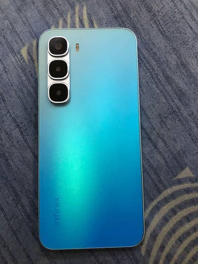 Infinix Hot 60 pro 8+8/128