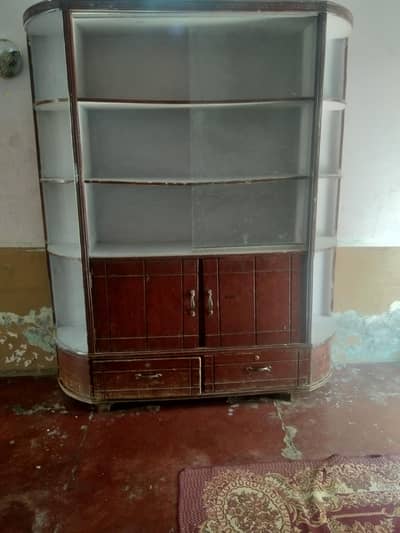 فل سائز شو کیس بما ایک تحفہ