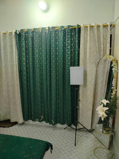 king size bed with mattress + 5 cartons+ 1 bed sheet