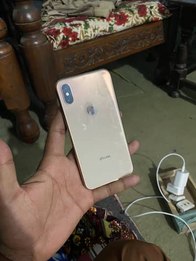 iPhone Xs Non Exchange/Sale