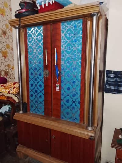 safe almari iron 2dor for sale thara sa Kam huna Wala hai