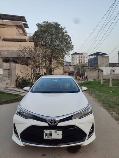 Toyota Corolla altis totally geniune paint first owner car