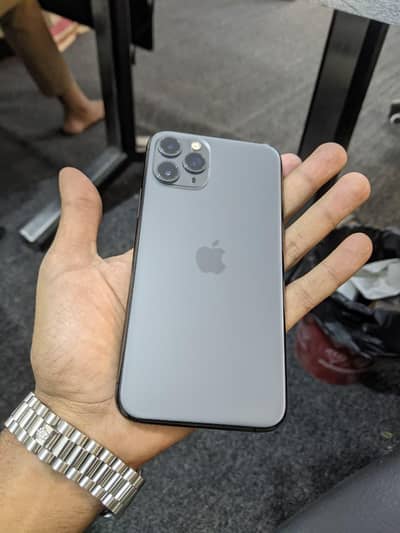Iphone 11 64 |  Non PTA