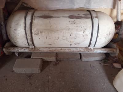 LPG CYLINDER