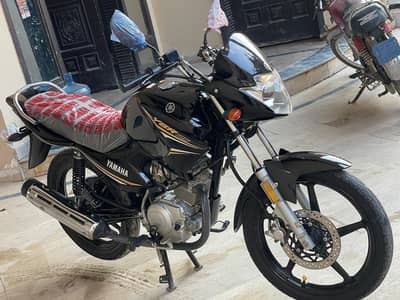 Yamaha ybr 2024 model 26 ka number lagay ga /03369800157//