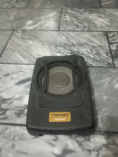 under seet amplifier with wairing  All good working