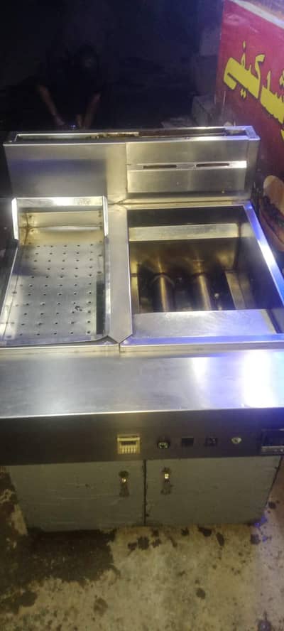 20 to 25 liter friyer 1 month used condition new