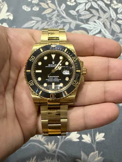 Rolex submariner yellow gold