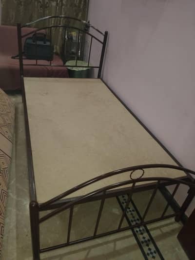 Rod Iron Single Bed – Strong & Stylish