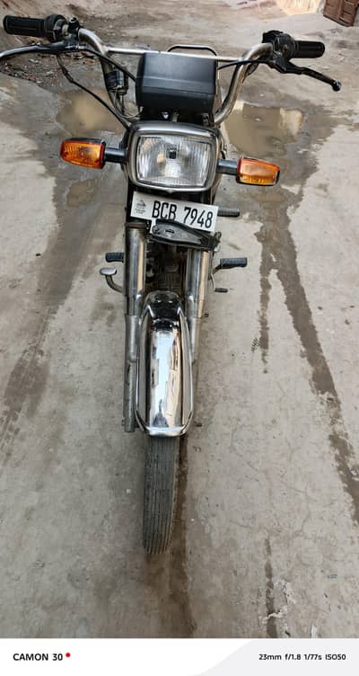 urgent sale road prince bike condition 10/10  03214861348