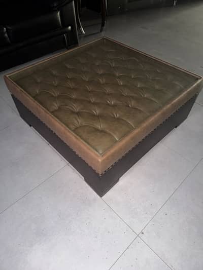 Almost new centre table