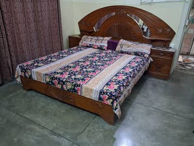 Bed,Sofa 5 seater,Almirah, Dressing table, Siemens Dryer, Washer