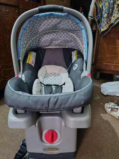 Graco Baby Carry cot car seat cot