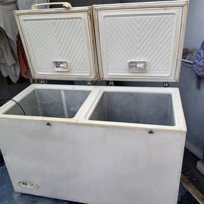 Waves freezer and fridge (2 in 1)