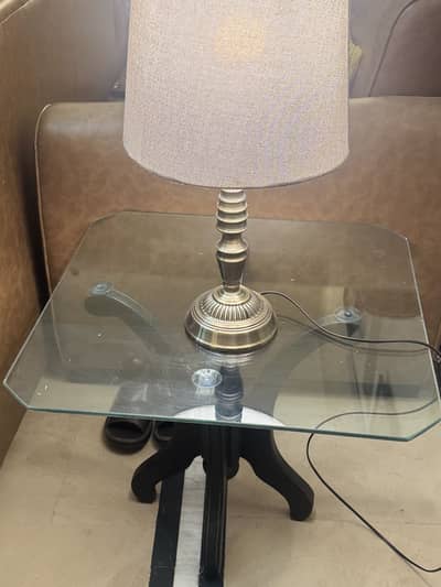 1 center and 2 side tables