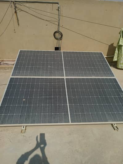 Solar Panel for Sale 2 plates 610 watt