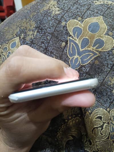 IPhone 11 Pro Max processor saste me