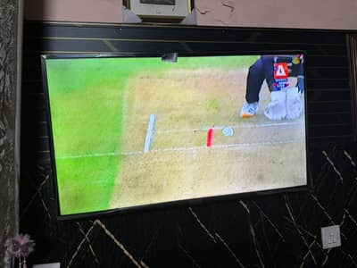 40 inch TCL tv used but good condition no damage